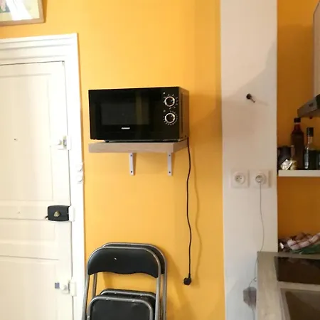 Apartment Studio Rue Lepic